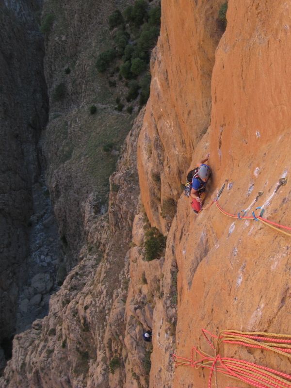 Escalada taghia